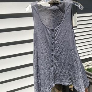 Staples Ladies Top Silver Gray NWT